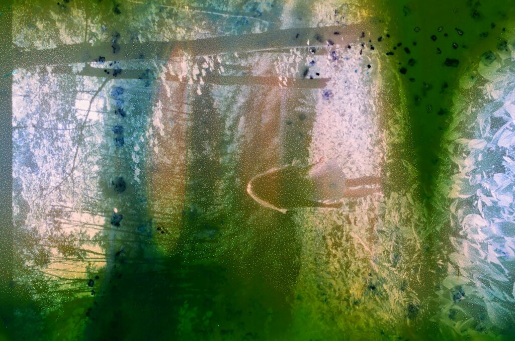 Unraveling the Psychology Behind Taboo Fantasies: Creative Ways to Push Erotic Boundaries and Enhance Intimacy